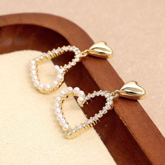 Women's Heart Pearl Tan Dangle Sparkly Cubic Zirconia Crystal Rhinestone Earring - Picture 3 of 7